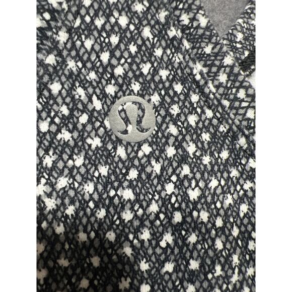 Lululemon Cool Racerback II Tank Top Frozen Fizz White Black Size 6 - Picture 8 of 10